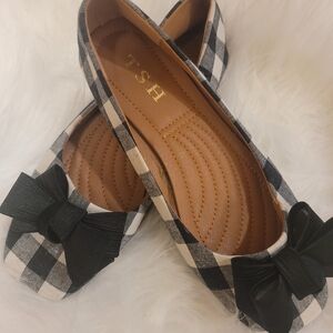 TSH Black and White Checkered Women's Flats
